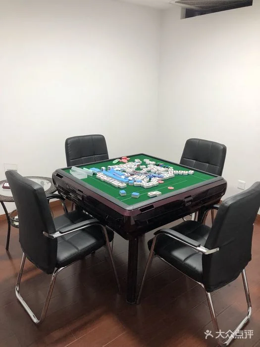 赏金国际app下载棋牌游戏-炸金花